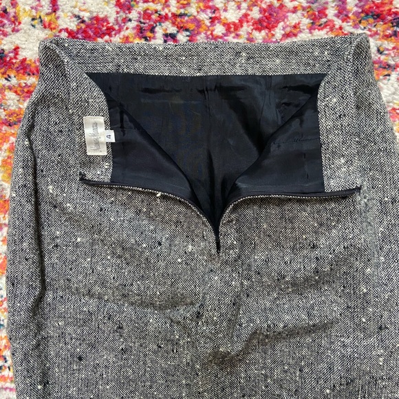 Neiman Marcus Wool Pencil Skirt - Picture 5 of 7